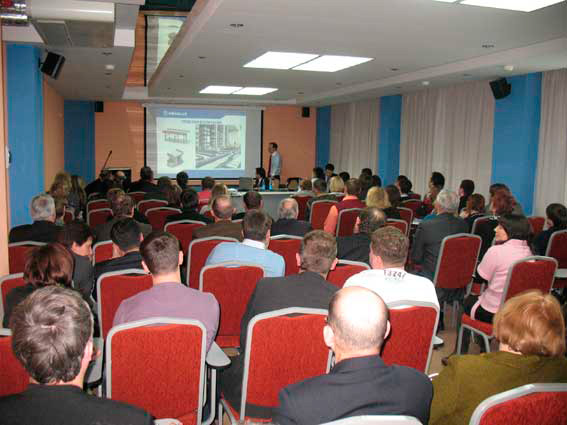 Sovmestnyiy-seminar-s-Mecalux1